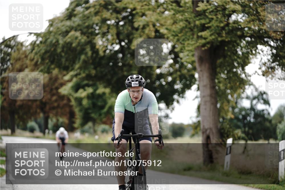 30.08.2026 - Elbe Triathlon Hamburg Michael Burmester http://msf.ph/oto/10075912 30.08.2026 11:11:38 Radfahren 1282, 1385 meine-sportfotos.de