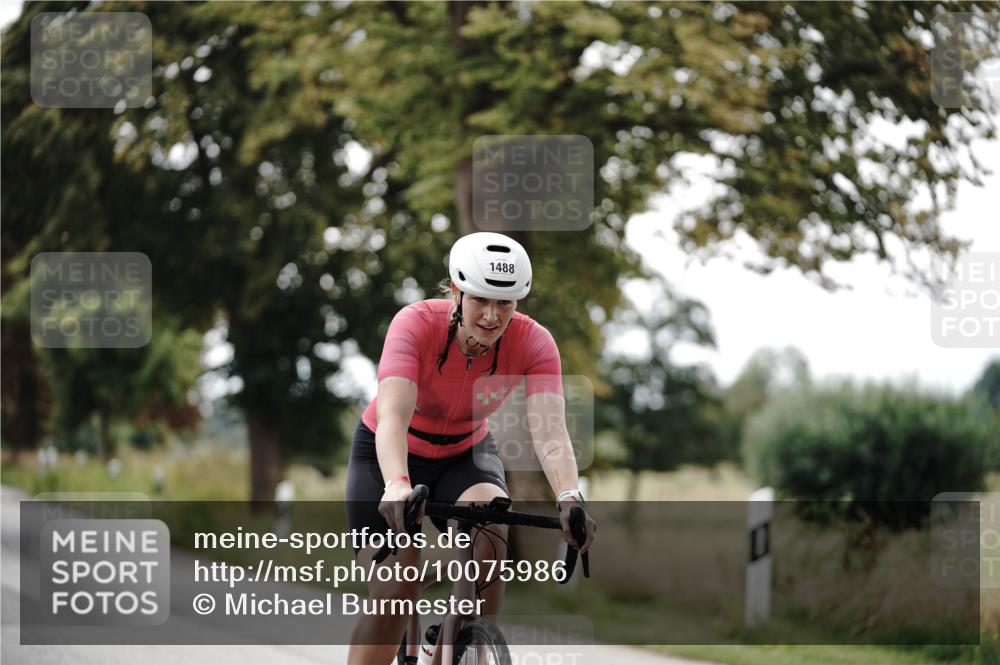 30.08.2026 - Elbe Triathlon Hamburg Michael Burmester http://msf.ph/oto/10075986 30.08.2026 11:12:45 Radfahren 1434, 1488, 1526 meine-sportfotos.de