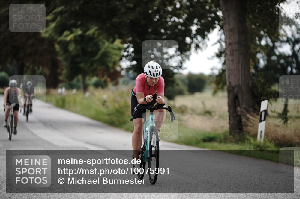 30.08.2026 - Elbe Triathlon Hamburg Michael Burmester http://msf.ph/oto/10075991 30.08.2026 11:12:50 Radfahren 1375, 1434, 1503, 1526 meine-sportfotos.de