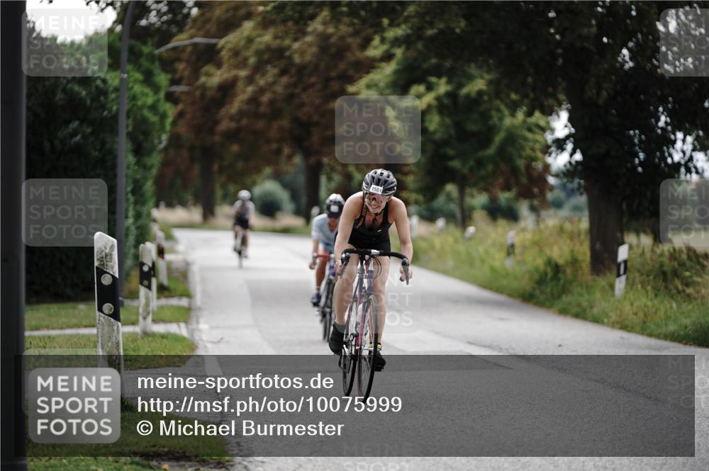 30.08.2026 - Elbe Triathlon Hamburg Michael Burmester http://msf.ph/oto/10075999 30.08.2026 11:13:00 Radfahren 1409, 1551, 1588 meine-sportfotos.de