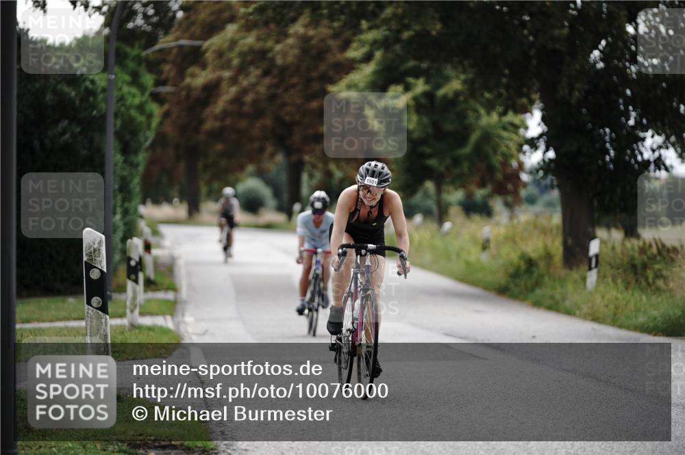 30.08.2026 - Elbe Triathlon Hamburg Michael Burmester http://msf.ph/oto/10076000 30.08.2026 11:13:00 Radfahren 1409, 1551, 1588 meine-sportfotos.de