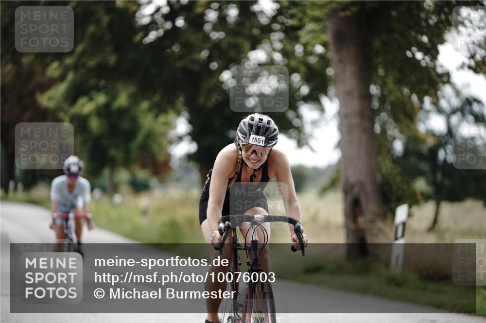 30.08.2026 - Elbe Triathlon Hamburg Michael Burmester http://msf.ph/oto/10076003 30.08.2026 11:13:01 Radfahren 1409, 1551, 1588 meine-sportfotos.de