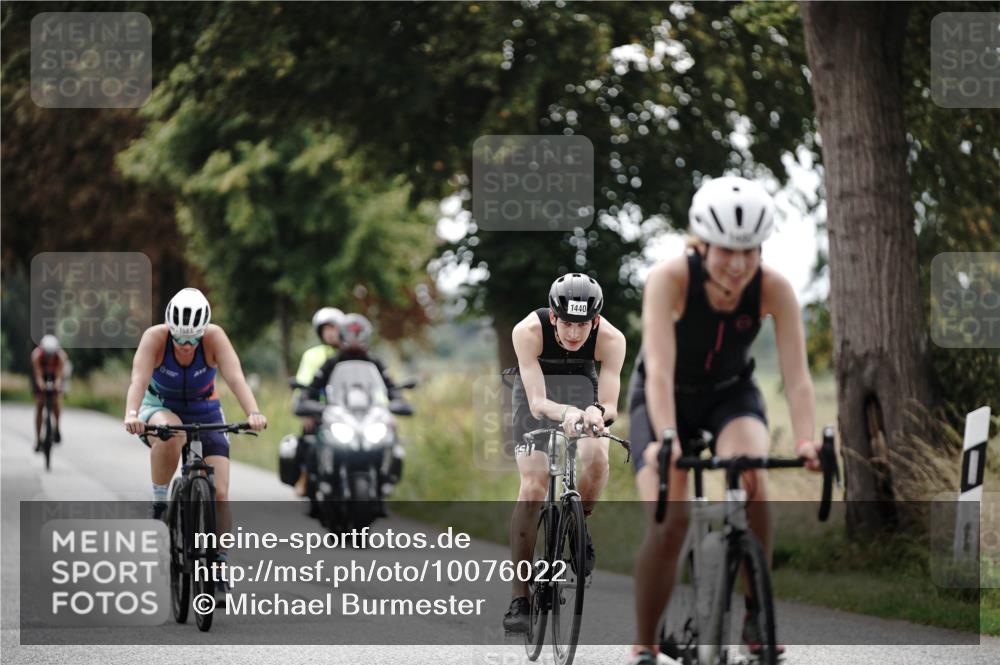 30.08.2026 - Elbe Triathlon Hamburg Michael Burmester http://msf.ph/oto/10076022 30.08.2026 11:13:21 Radfahren 1304, 1343, 1440, 1480, 1510, 1583 meine-sportfotos.de