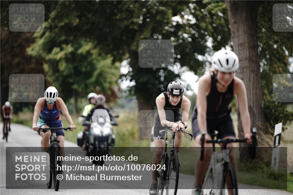 30.08.2026 - Elbe Triathlon Hamburg Michael Burmester http://msf.ph/oto/10076024 30.08.2026 11:13:21 Radfahren 1304, 1343, 1440, 1480, 1510, 1583 meine-sportfotos.de