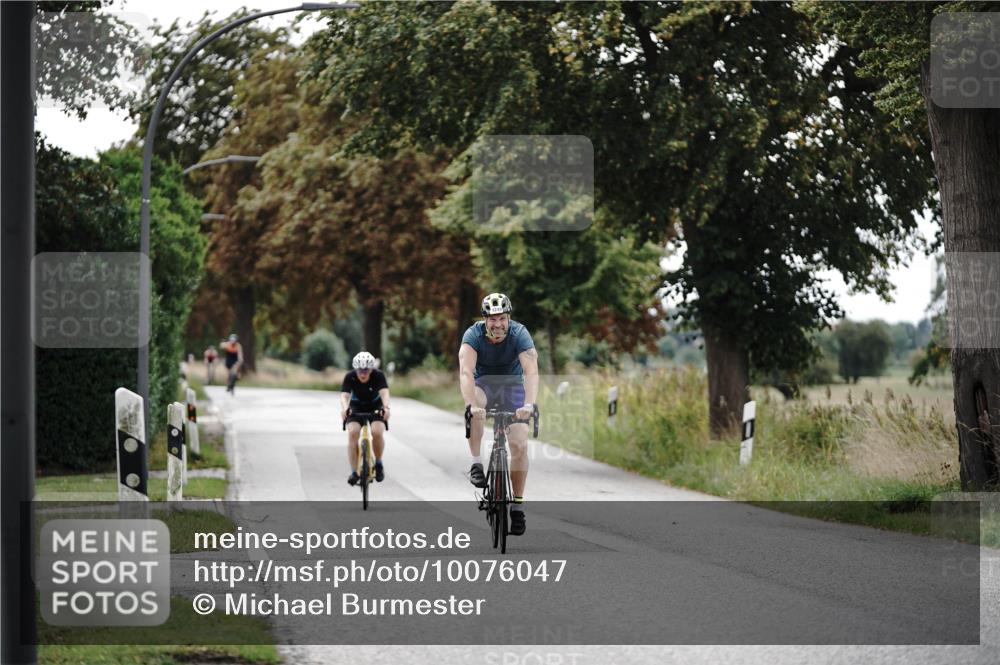 30.08.2026 - Elbe Triathlon Hamburg Michael Burmester http://msf.ph/oto/10076047 30.08.2026 11:13:35 Radfahren 1248, 1529, 1572 meine-sportfotos.de