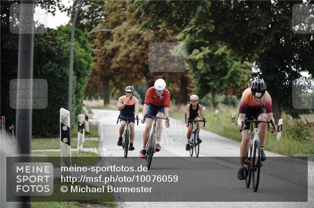 30.08.2026 - Elbe Triathlon Hamburg Michael Burmester http://msf.ph/oto/10076059 30.08.2026 11:13:49 Radfahren 1171, 1284, 1493, 1577 meine-sportfotos.de
