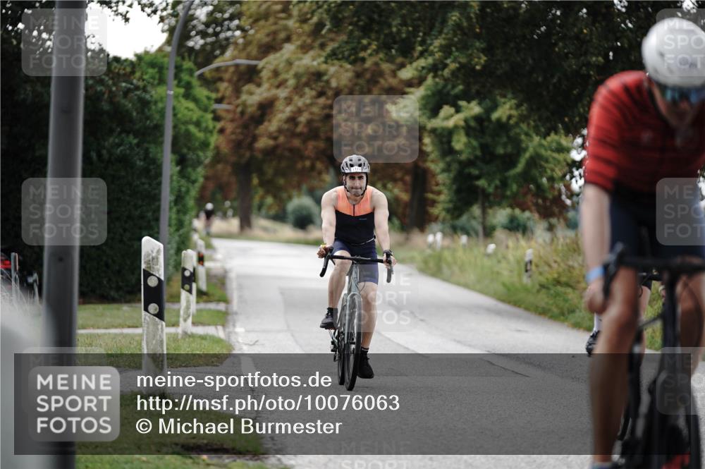 30.08.2026 - Elbe Triathlon Hamburg Michael Burmester http://msf.ph/oto/10076063 30.08.2026 11:13:51 Radfahren 1171, 1284, 1493, 1577 meine-sportfotos.de