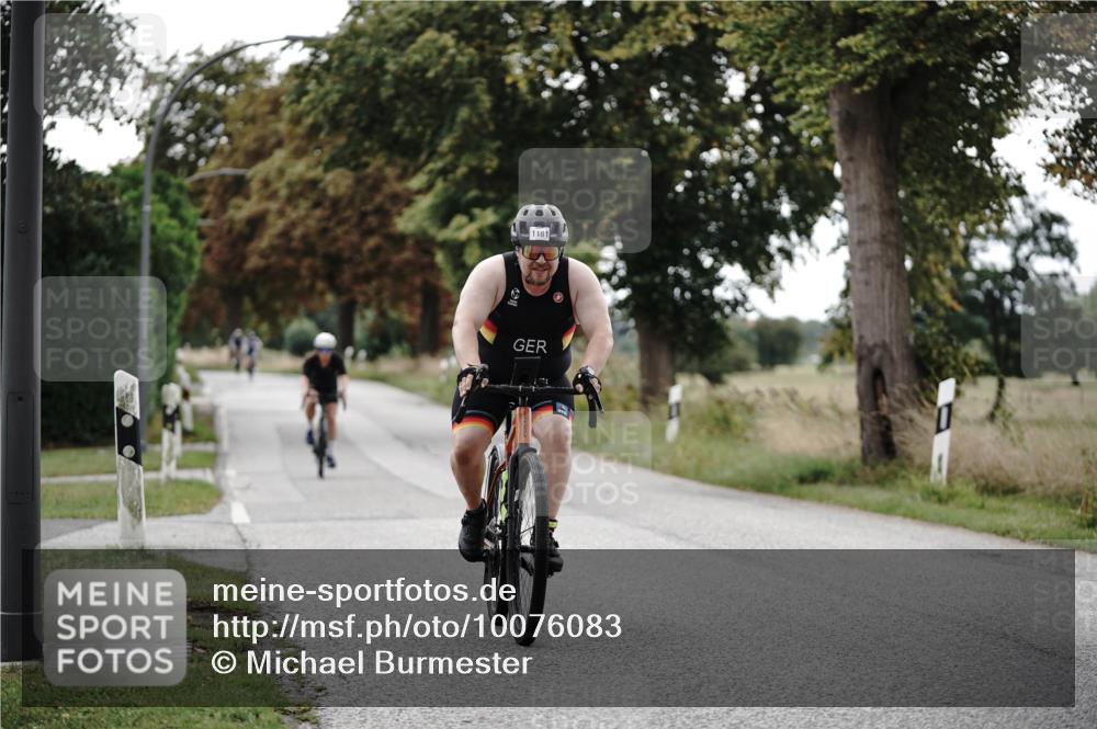 30.08.2026 - Elbe Triathlon Hamburg Michael Burmester http://msf.ph/oto/10076083 30.08.2026 11:14:19 Radfahren 1181, 1525, 1579 meine-sportfotos.de