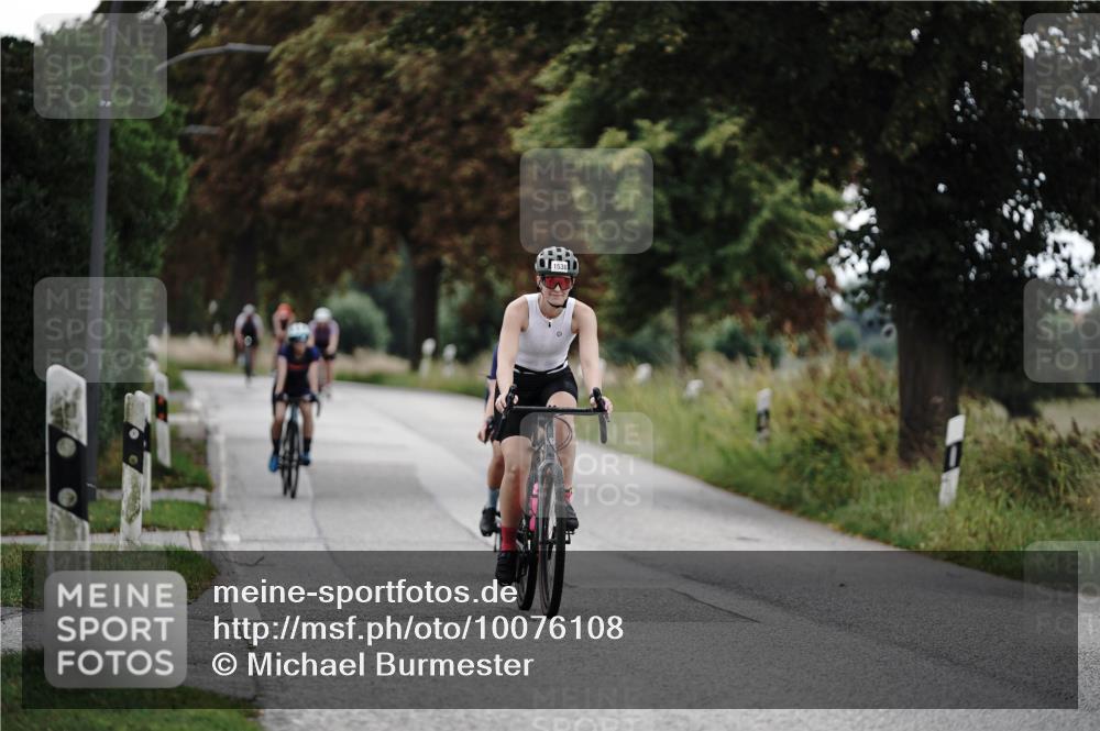 30.08.2026 - Elbe Triathlon Hamburg Michael Burmester http://msf.ph/oto/10076108 30.08.2026 11:14:41 Radfahren 804, 1433, 1497, 1538, 1544 meine-sportfotos.de