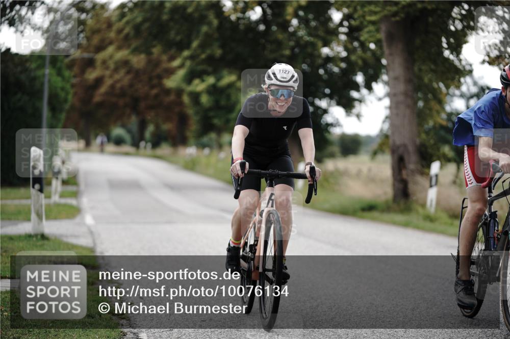 30.08.2026 - Elbe Triathlon Hamburg Michael Burmester http://msf.ph/oto/10076134 30.08.2026 11:15:00 Radfahren 1127, 1384 meine-sportfotos.de