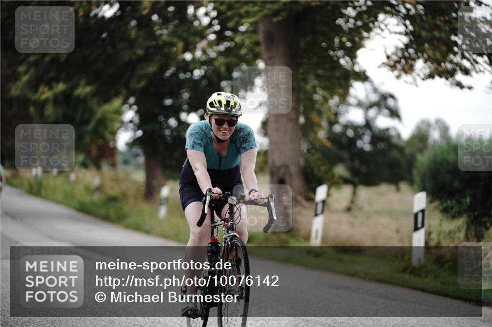 30.08.2026 - Elbe Triathlon Hamburg Michael Burmester http://msf.ph/oto/10076142 30.08.2026 11:15:26 Radfahren 1416, 1550, 1554, 1576 meine-sportfotos.de