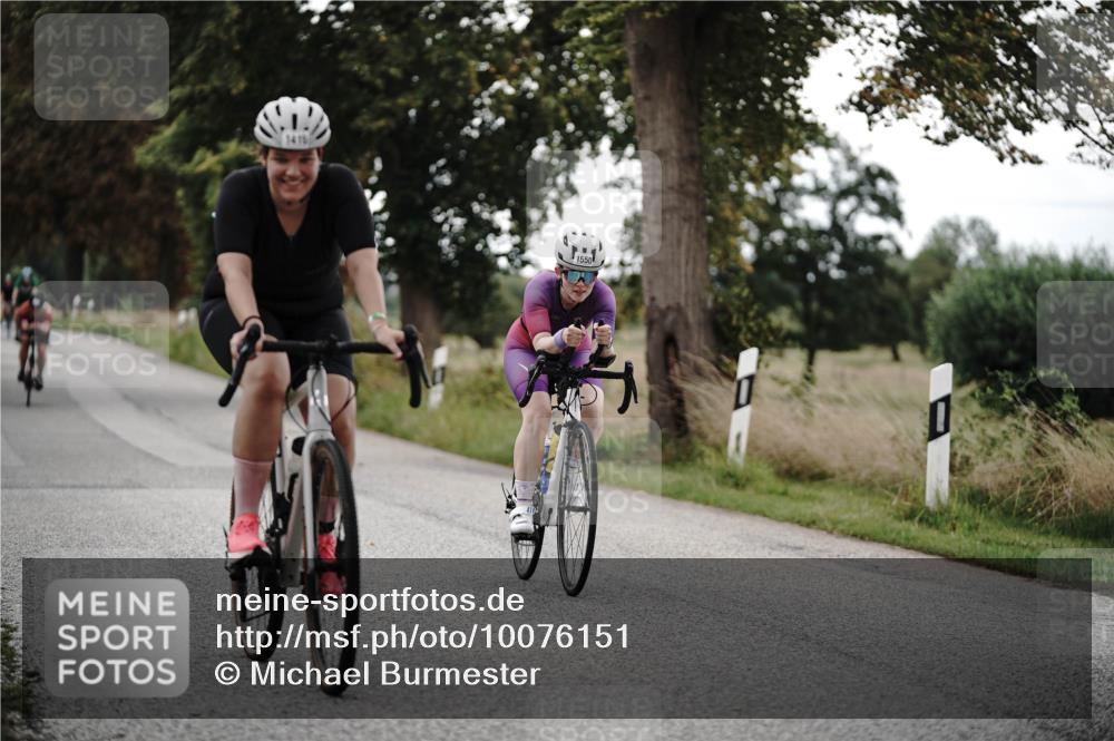 30.08.2026 - Elbe Triathlon Hamburg Michael Burmester http://msf.ph/oto/10076151 30.08.2026 11:15:31 Radfahren 1416, 1550, 1561, 1576 meine-sportfotos.de