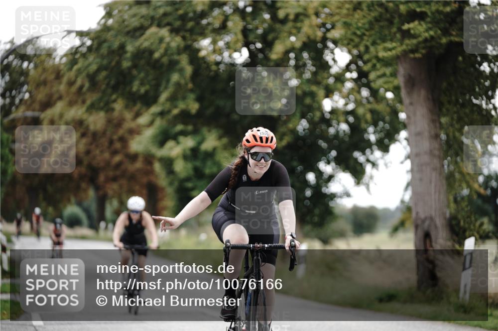 30.08.2026 - Elbe Triathlon Hamburg Michael Burmester http://msf.ph/oto/10076166 30.08.2026 11:15:45 Radfahren 1445, 1471, 1539 meine-sportfotos.de
