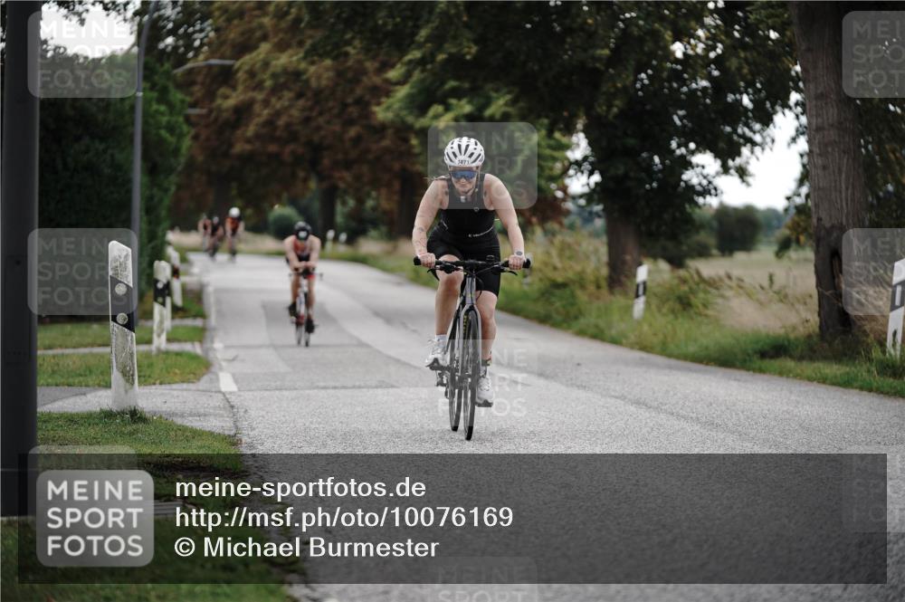 30.08.2026 - Elbe Triathlon Hamburg Michael Burmester http://msf.ph/oto/10076169 30.08.2026 11:15:46 Radfahren 1445, 1471, 1539 meine-sportfotos.de