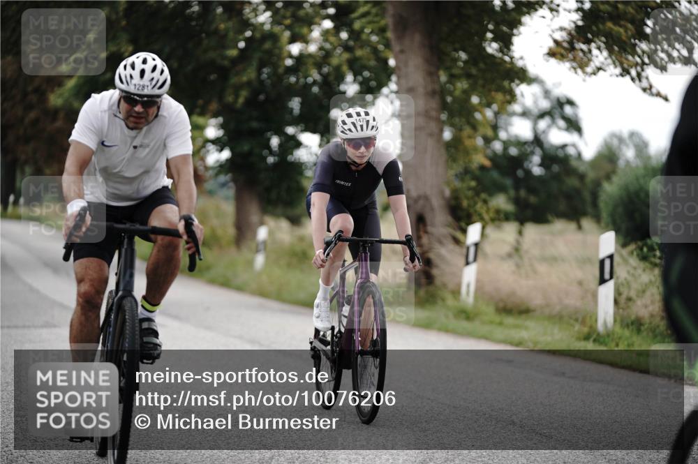 30.08.2026 - Elbe Triathlon Hamburg Michael Burmester http://msf.ph/oto/10076206 30.08.2026 11:16:23 Radfahren 1281, 1475, 1490 meine-sportfotos.de