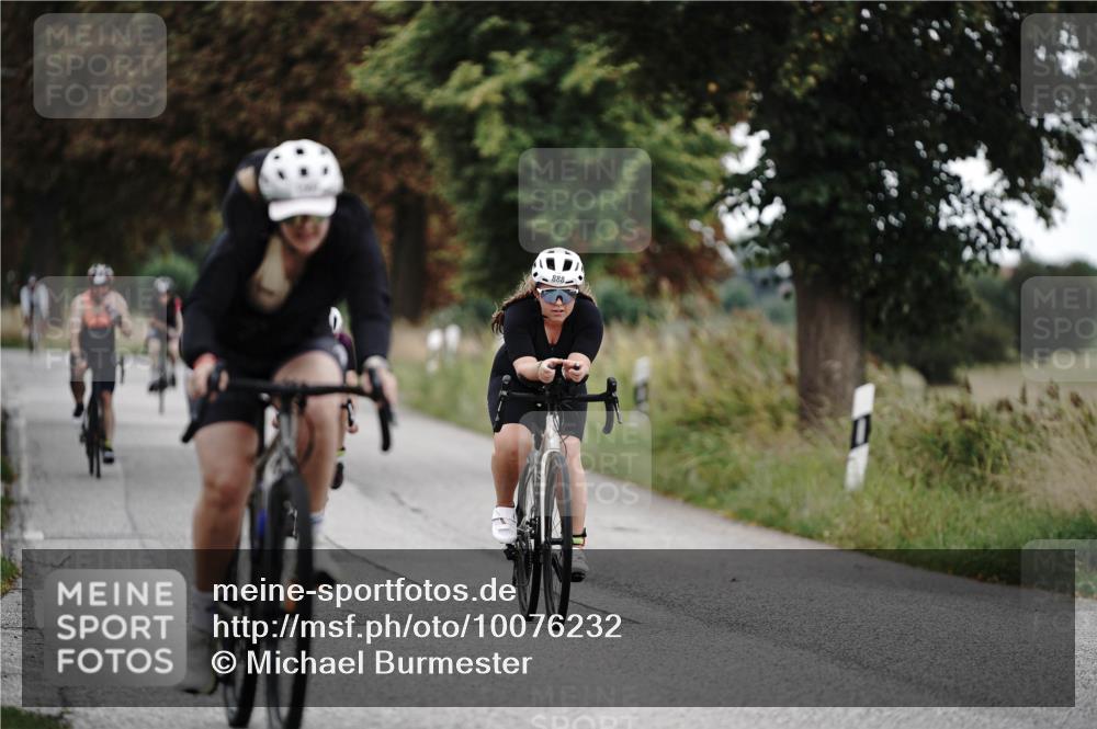 30.08.2026 - Elbe Triathlon Hamburg Michael Burmester http://msf.ph/oto/10076232 30.08.2026 11:17:16 Radfahren 888, 1415, 1487 meine-sportfotos.de