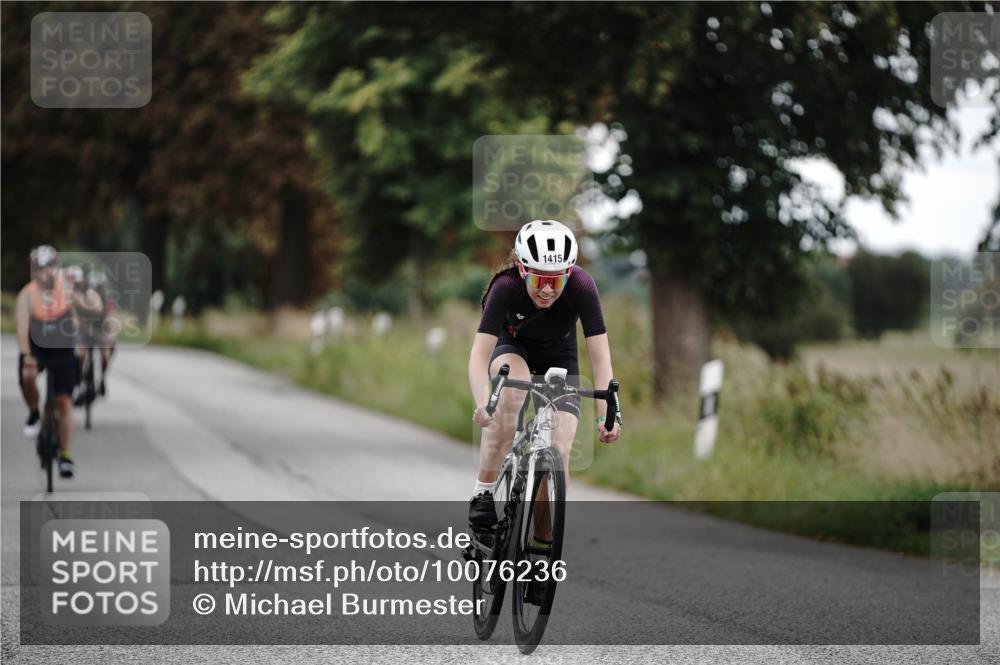 30.08.2026 - Elbe Triathlon Hamburg Michael Burmester http://msf.ph/oto/10076236 30.08.2026 11:17:18 Radfahren 888, 1175, 1415, 1487 meine-sportfotos.de
