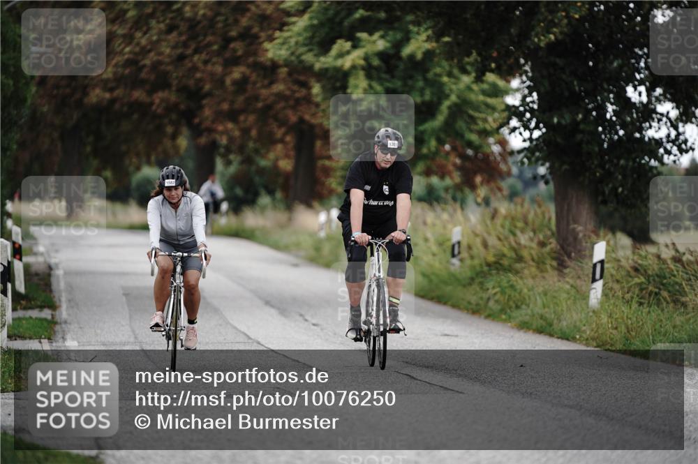 30.08.2026 - Elbe Triathlon Hamburg Michael Burmester http://msf.ph/oto/10076250 30.08.2026 11:17:30 Radfahren 1301, 1332, 1582 meine-sportfotos.de