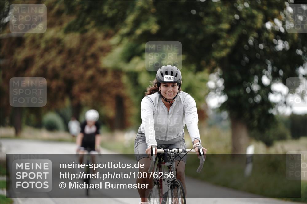 30.08.2026 - Elbe Triathlon Hamburg Michael Burmester http://msf.ph/oto/10076256 30.08.2026 11:17:32 Radfahren 1301, 1332, 1582 meine-sportfotos.de