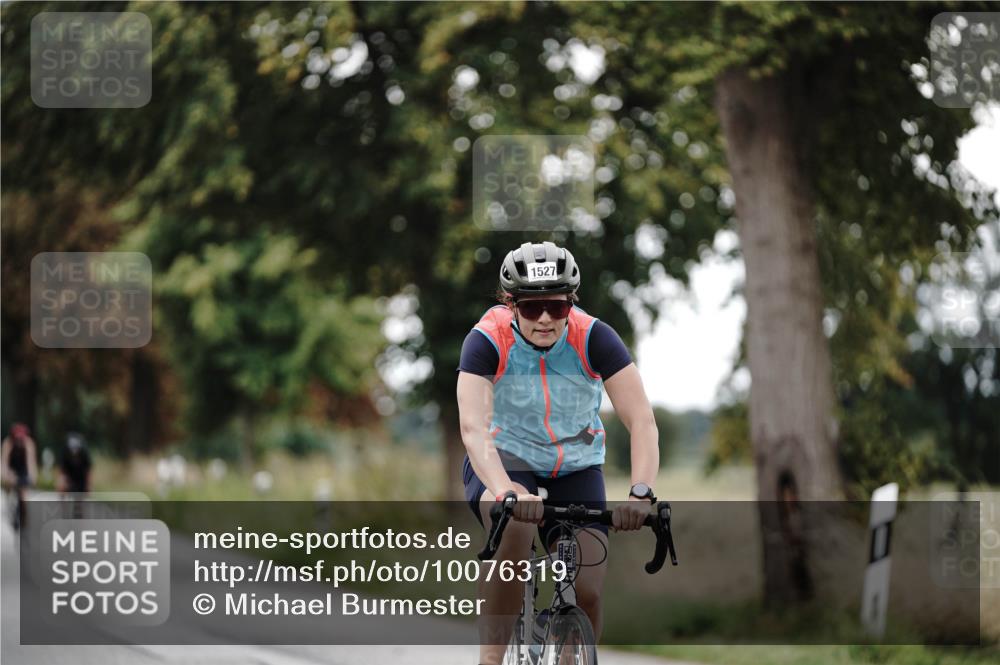 30.08.2026 - Elbe Triathlon Hamburg Michael Burmester http://msf.ph/oto/10076319 30.08.2026 11:18:31 Radfahren 1426, 1495, 1499, 1504, 1527, 1541, 1703 meine-sportfotos.de