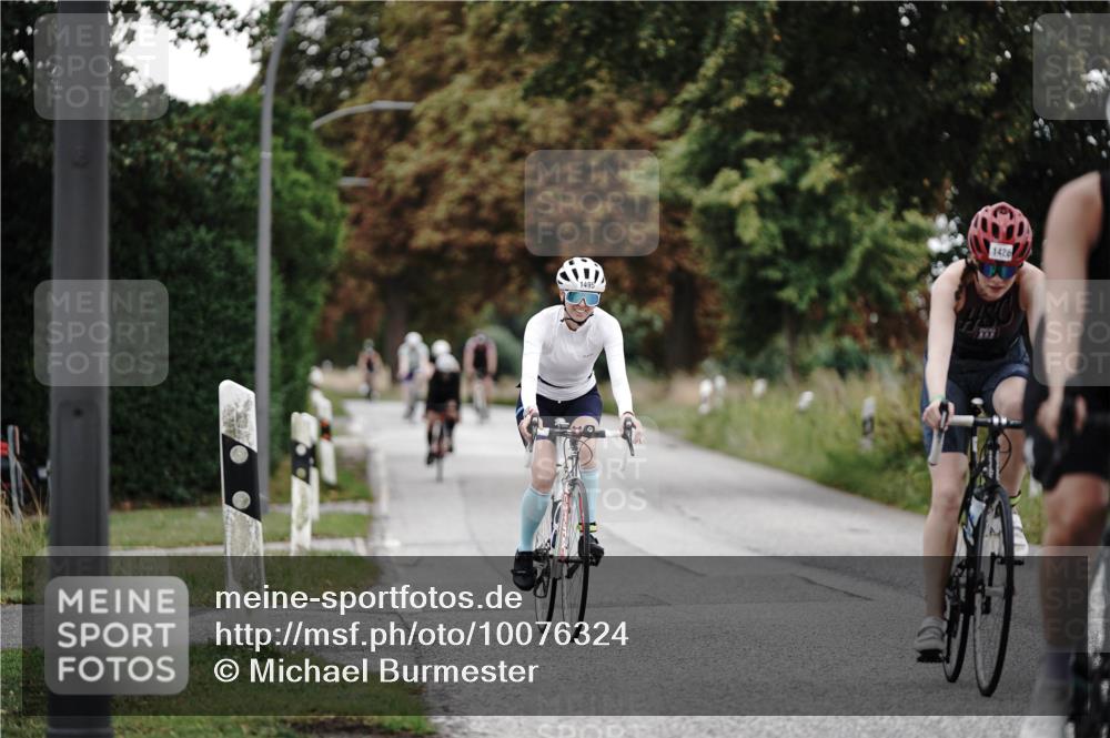 30.08.2026 - Elbe Triathlon Hamburg Michael Burmester http://msf.ph/oto/10076324 30.08.2026 11:18:37 Radfahren 1412, 1426, 1495, 1534, 1541, 1703 meine-sportfotos.de