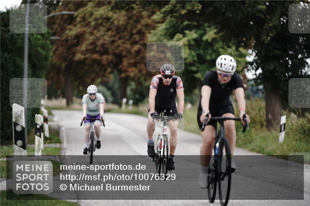 30.08.2026 - Elbe Triathlon Hamburg Michael Burmester http://msf.ph/oto/10076329 30.08.2026 11:18:45 Radfahren 1333, 1412, 1512, 1534, 1542, 1689 meine-sportfotos.de