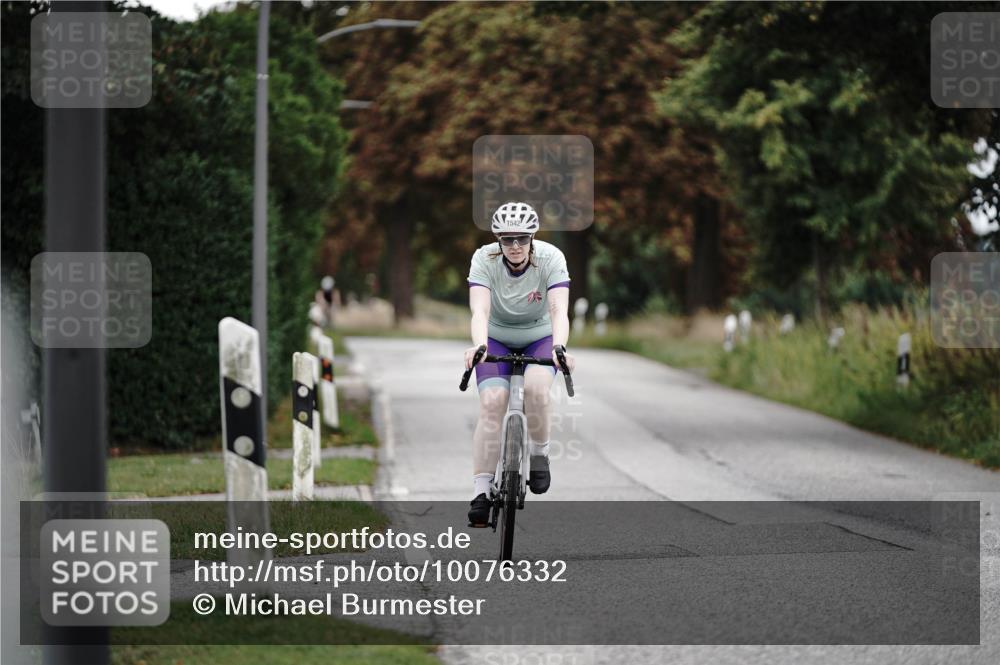 30.08.2026 - Elbe Triathlon Hamburg Michael Burmester http://msf.ph/oto/10076332 30.08.2026 11:18:46 Radfahren 1333, 1512, 1542, 1689 meine-sportfotos.de