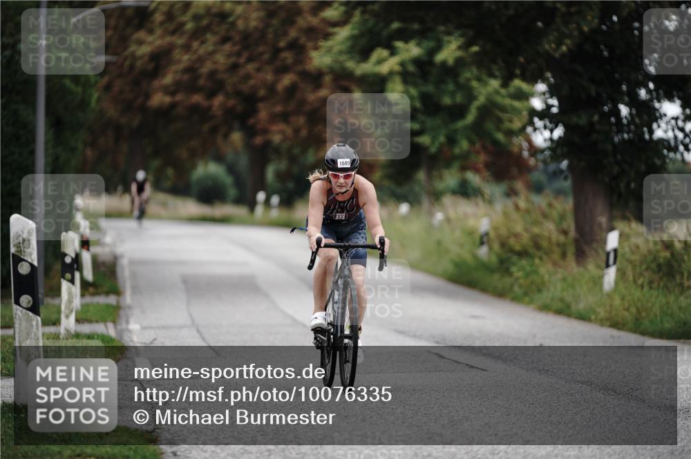30.08.2026 - Elbe Triathlon Hamburg Michael Burmester http://msf.ph/oto/10076335 30.08.2026 11:18:49 Radfahren 1333, 1542, 1689 meine-sportfotos.de