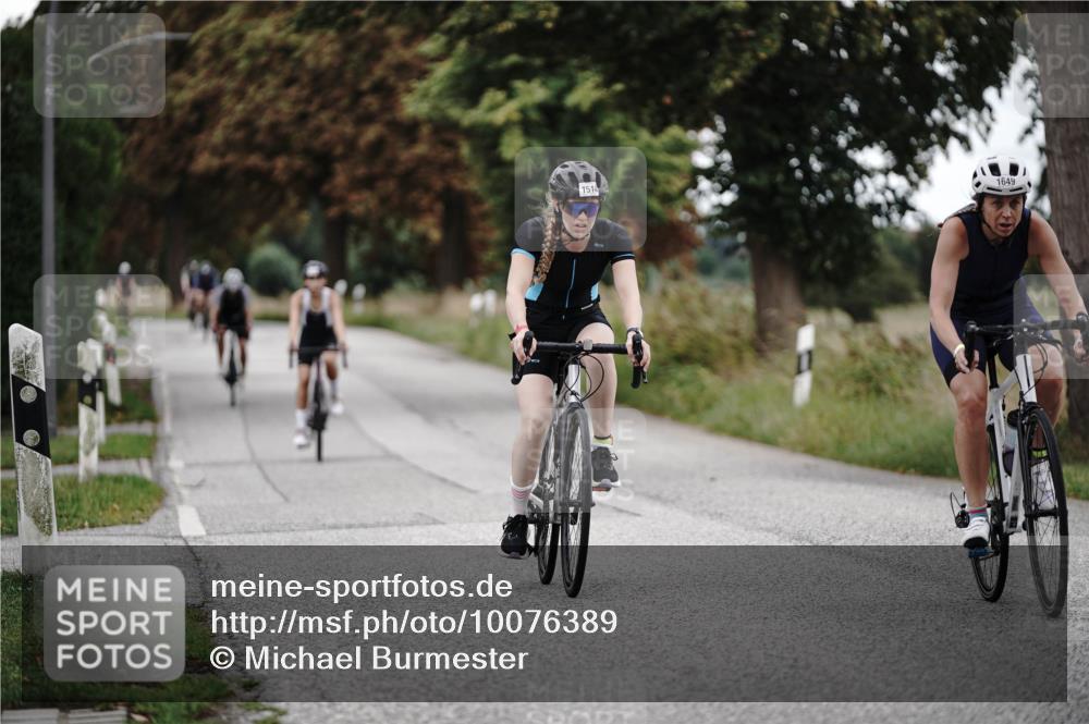 30.08.2026 - Elbe Triathlon Hamburg Michael Burmester http://msf.ph/oto/10076389 30.08.2026 11:19:47 Radfahren 1469, 1514, 1520, 1569, 1649 meine-sportfotos.de