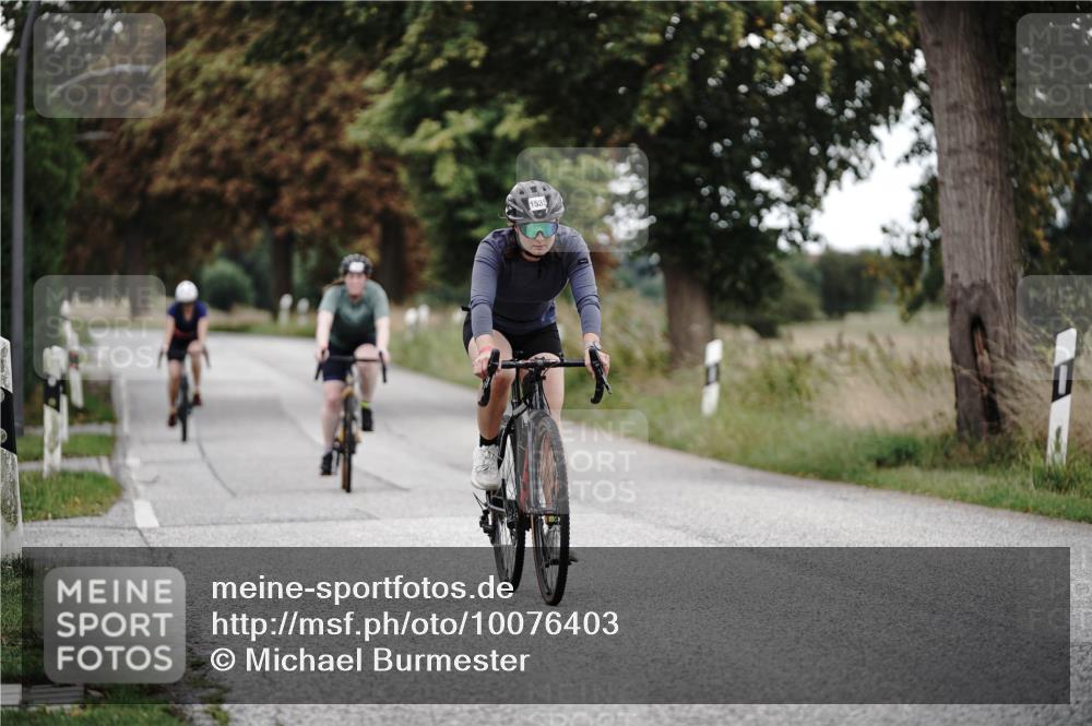 30.08.2026 - Elbe Triathlon Hamburg Michael Burmester http://msf.ph/oto/10076403 30.08.2026 11:19:57 Radfahren 1535, 1540, 1543 meine-sportfotos.de
