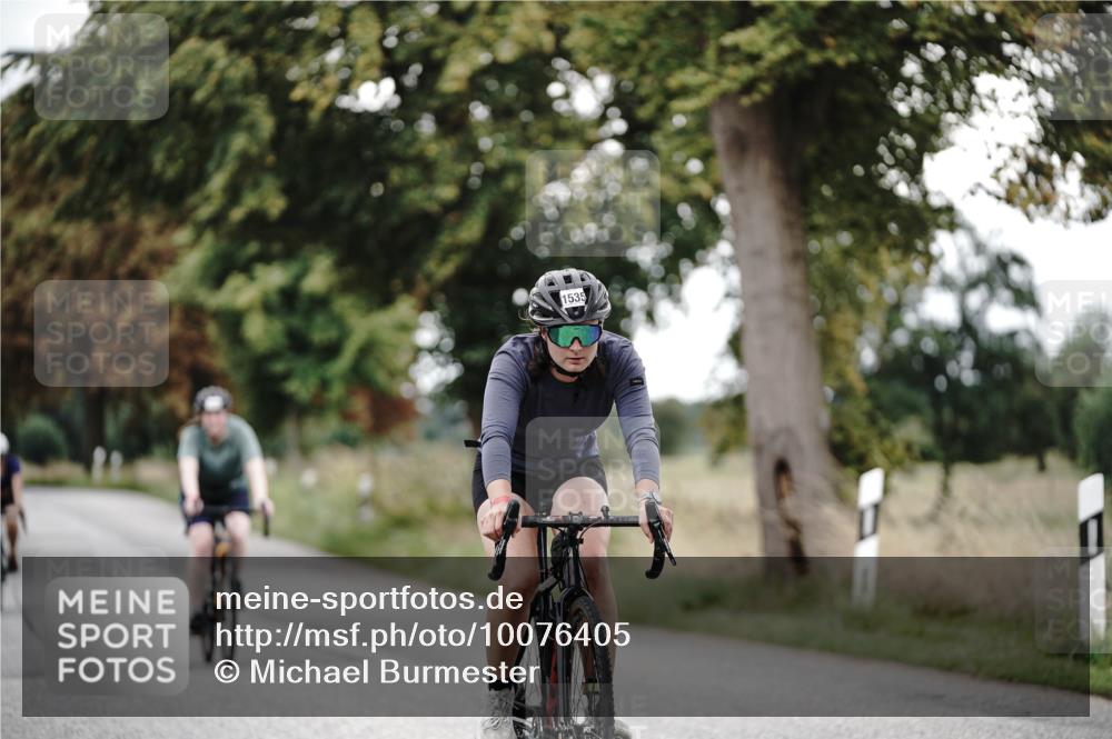 30.08.2026 - Elbe Triathlon Hamburg Michael Burmester http://msf.ph/oto/10076405 30.08.2026 11:19:58 Radfahren 1535, 1540, 1543 meine-sportfotos.de
