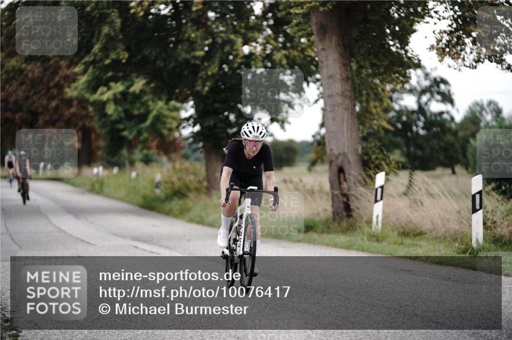 30.08.2026 - Elbe Triathlon Hamburg Michael Burmester http://msf.ph/oto/10076417 30.08.2026 11:20:18 Radfahren 1392, 1506 meine-sportfotos.de