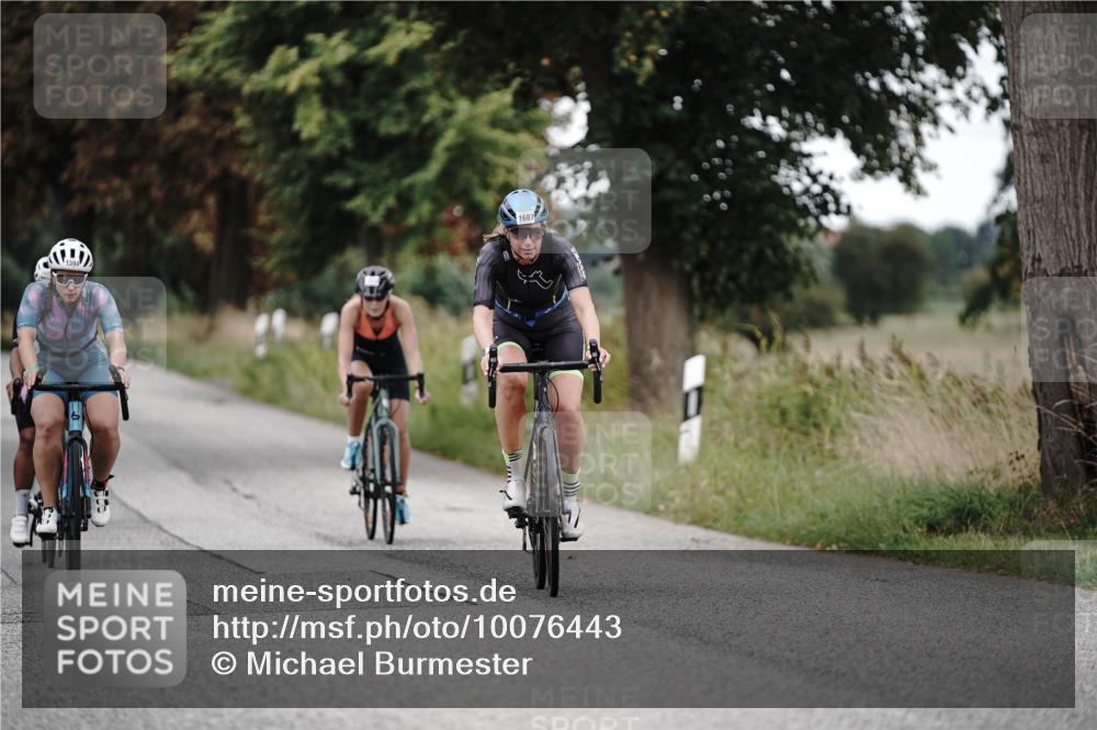 30.08.2026 - Elbe Triathlon Hamburg Michael Burmester http://msf.ph/oto/10076443 30.08.2026 11:20:43 Radfahren 1393, 1394, 1482, 1524, 1687 meine-sportfotos.de