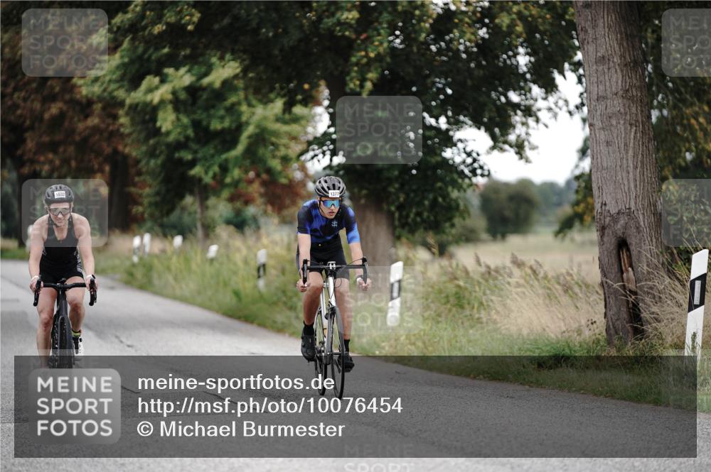 30.08.2026 - Elbe Triathlon Hamburg Michael Burmester http://msf.ph/oto/10076454 30.08.2026 11:20:56 Radfahren 1377, 1632 meine-sportfotos.de