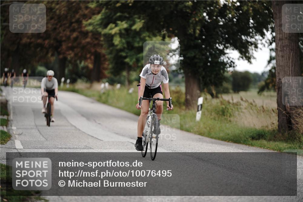 30.08.2026 - Elbe Triathlon Hamburg Michael Burmester http://msf.ph/oto/10076495 30.08.2026 11:21:25 Radfahren 1411, 1450, 1537, 1566, 1702 meine-sportfotos.de