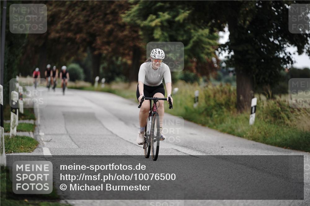30.08.2026 - Elbe Triathlon Hamburg Michael Burmester http://msf.ph/oto/10076500 30.08.2026 11:21:27 Radfahren 1411, 1566 meine-sportfotos.de