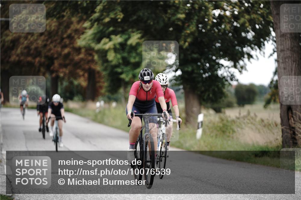 30.08.2026 - Elbe Triathlon Hamburg Michael Burmester http://msf.ph/oto/10076539 30.08.2026 11:21:57 Radfahren 1391, 1400, 1423, 1658, 1715 meine-sportfotos.de