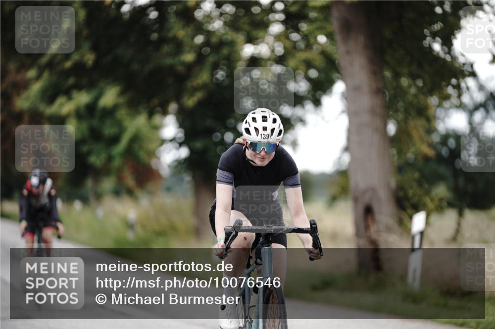 30.08.2026 - Elbe Triathlon Hamburg Michael Burmester http://msf.ph/oto/10076546 30.08.2026 11:22:00 Radfahren 801, 1391, 1400, 1423, 1596, 1633, 1658 meine-sportfotos.de