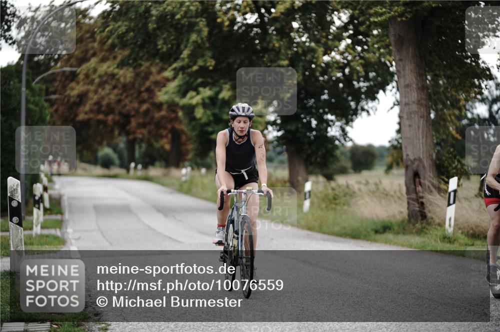 30.08.2026 - Elbe Triathlon Hamburg Michael Burmester http://msf.ph/oto/10076559 30.08.2026 11:22:08 Radfahren 801, 1596, 1633 meine-sportfotos.de
