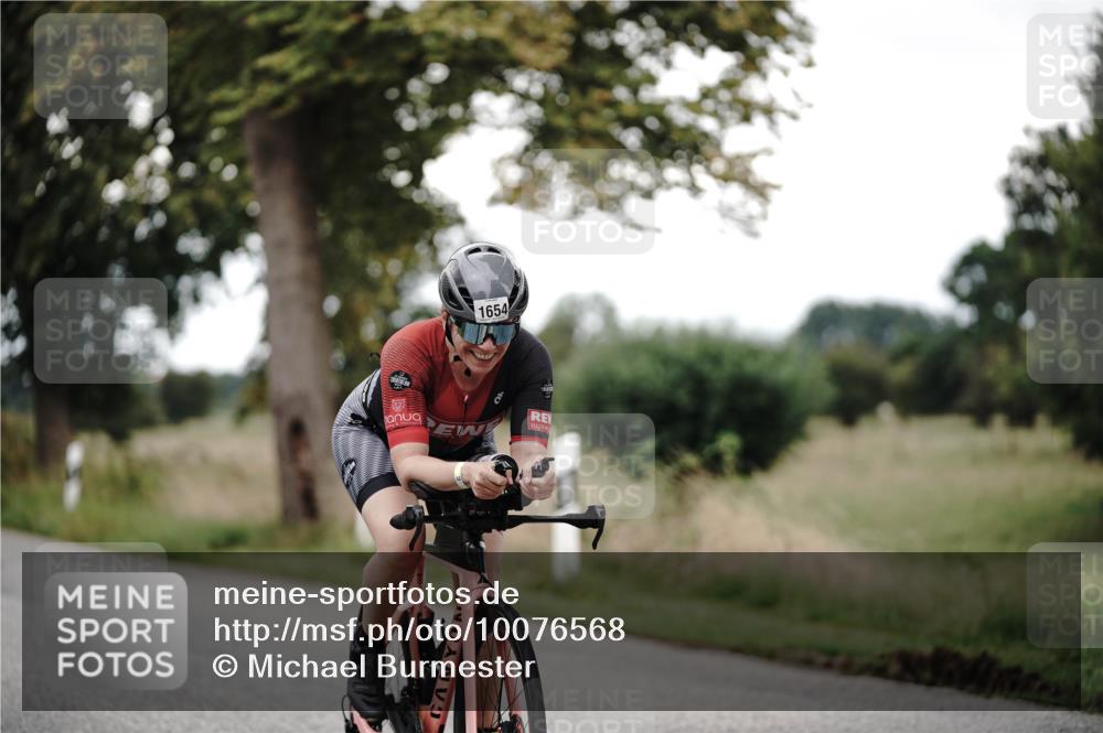 30.08.2026 - Elbe Triathlon Hamburg Michael Burmester http://msf.ph/oto/10076568 30.08.2026 11:22:20 Radfahren 1387, 1654 meine-sportfotos.de