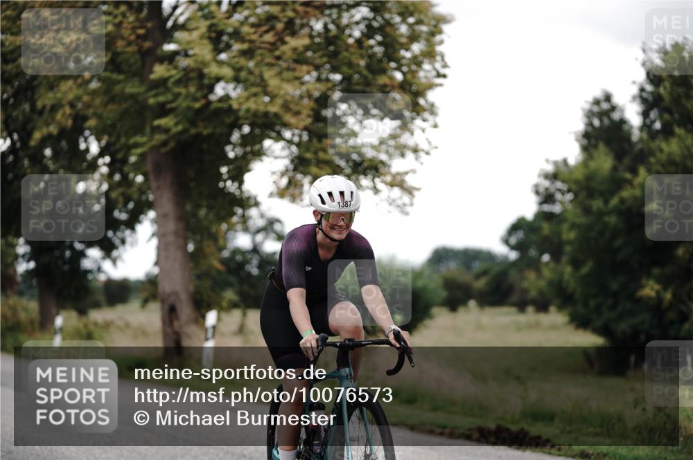 30.08.2026 - Elbe Triathlon Hamburg Michael Burmester http://msf.ph/oto/10076573 30.08.2026 11:22:23 Radfahren 1387, 1578 meine-sportfotos.de