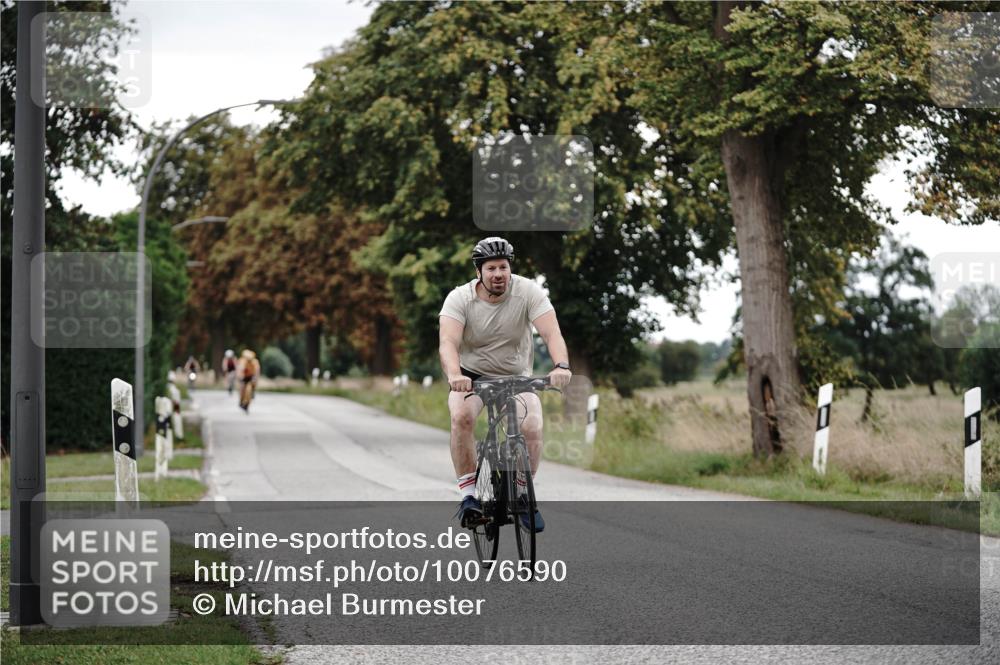 30.08.2026 - Elbe Triathlon Hamburg Michael Burmester http://msf.ph/oto/10076590 30.08.2026 11:22:40 Radfahren 1095, 1401, 1483 meine-sportfotos.de