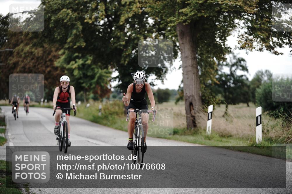 30.08.2026 - Elbe Triathlon Hamburg Michael Burmester http://msf.ph/oto/10076608 30.08.2026 11:22:52 Radfahren 1424, 1546, 1593, 1637 meine-sportfotos.de