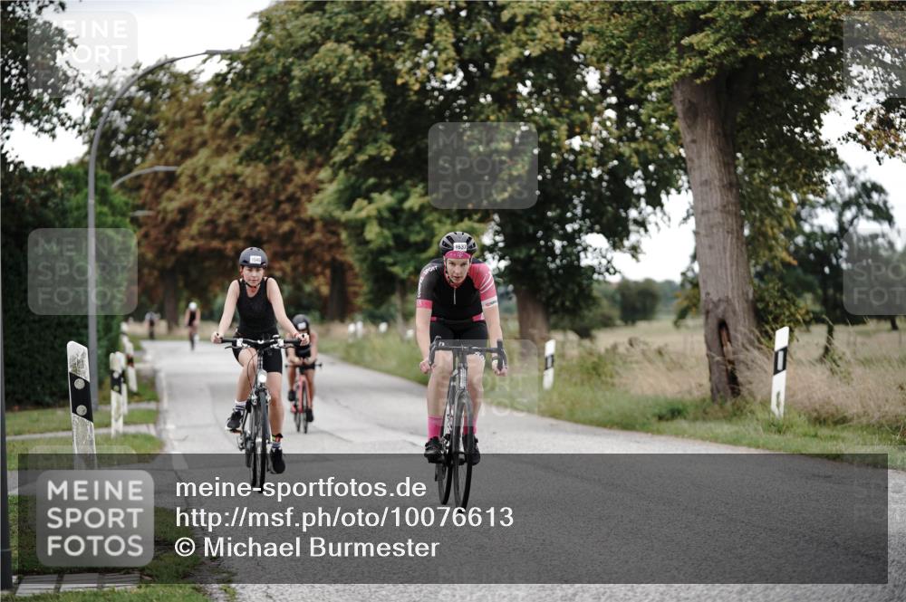 30.08.2026 - Elbe Triathlon Hamburg Michael Burmester http://msf.ph/oto/10076613 30.08.2026 11:22:58 Radfahren 1546, 1615, 1637 meine-sportfotos.de