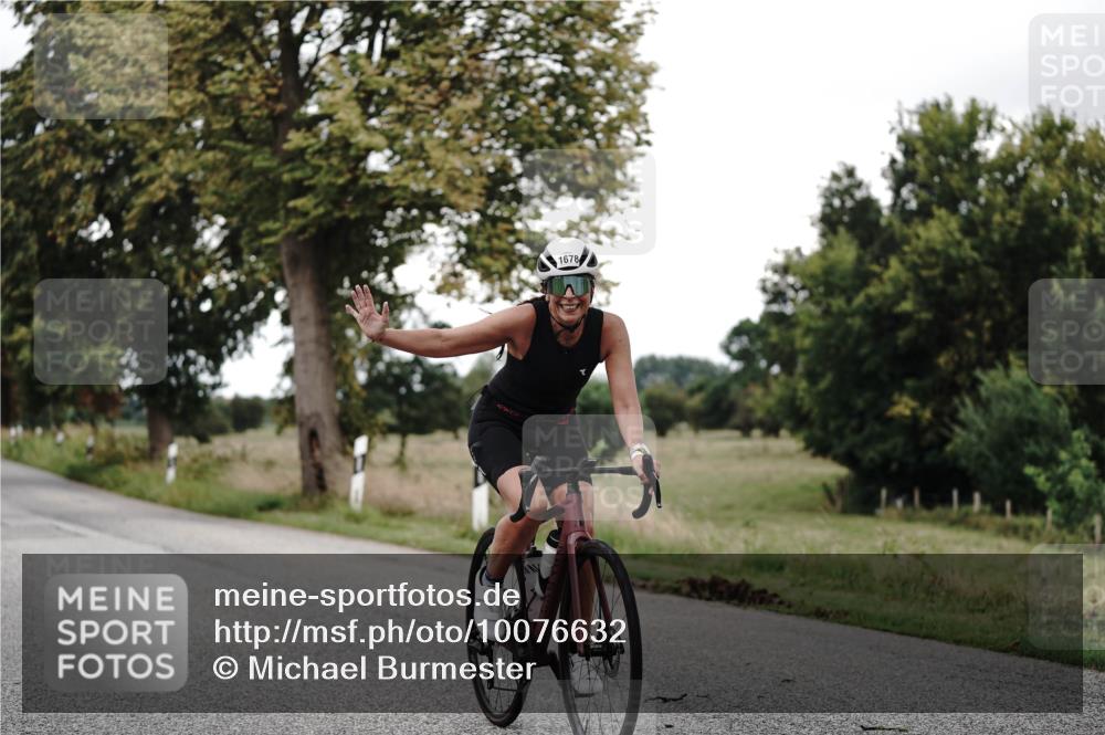 30.08.2026 - Elbe Triathlon Hamburg Michael Burmester http://msf.ph/oto/10076632 30.08.2026 11:23:08 Radfahren 1516, 1678 meine-sportfotos.de