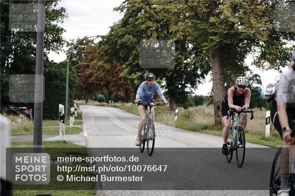 30.08.2026 - Elbe Triathlon Hamburg Michael Burmester http://msf.ph/oto/10076647 30.08.2026 11:23:23 Radfahren 1376, 1428, 1626, 1631, 1694 meine-sportfotos.de