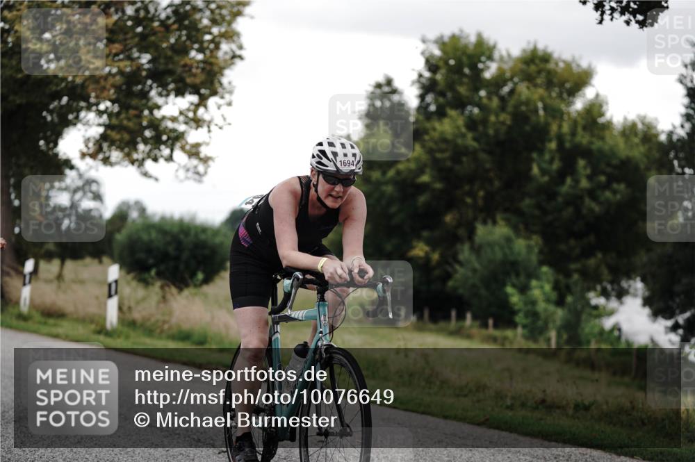 30.08.2026 - Elbe Triathlon Hamburg Michael Burmester http://msf.ph/oto/10076649 30.08.2026 11:23:23 Radfahren 1376, 1428, 1626, 1631, 1694 meine-sportfotos.de