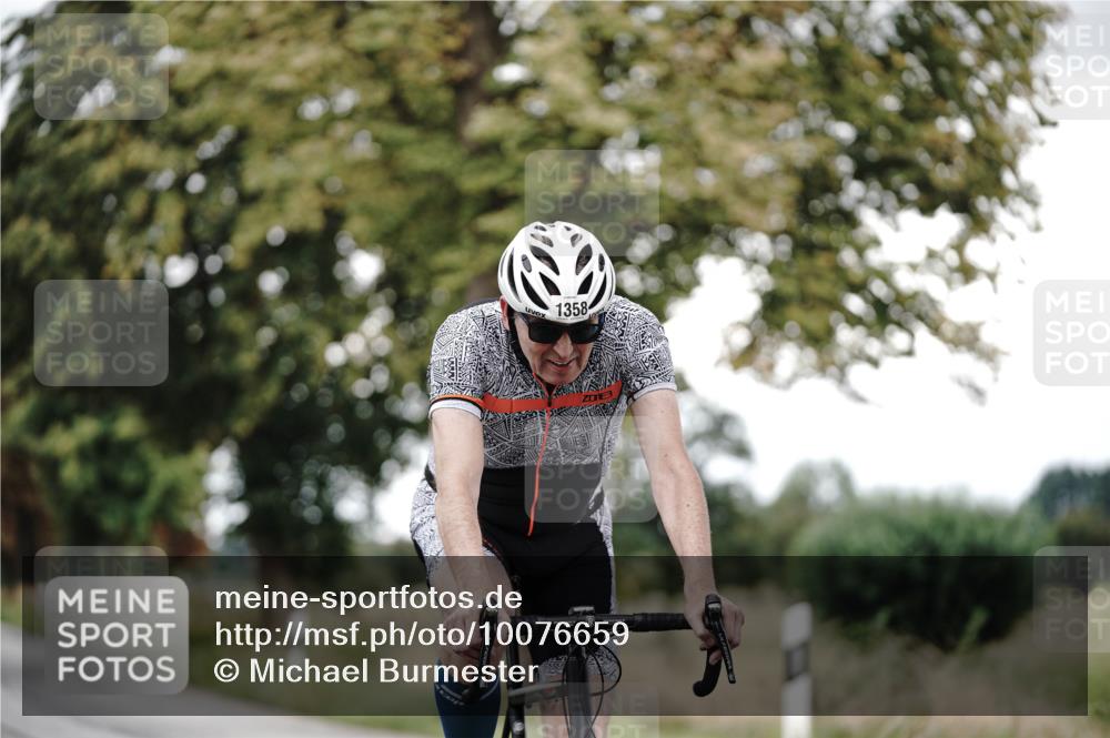 30.08.2026 - Elbe Triathlon Hamburg Michael Burmester http://msf.ph/oto/10076659 30.08.2026 11:24:06 Radfahren 1358, 1388 meine-sportfotos.de