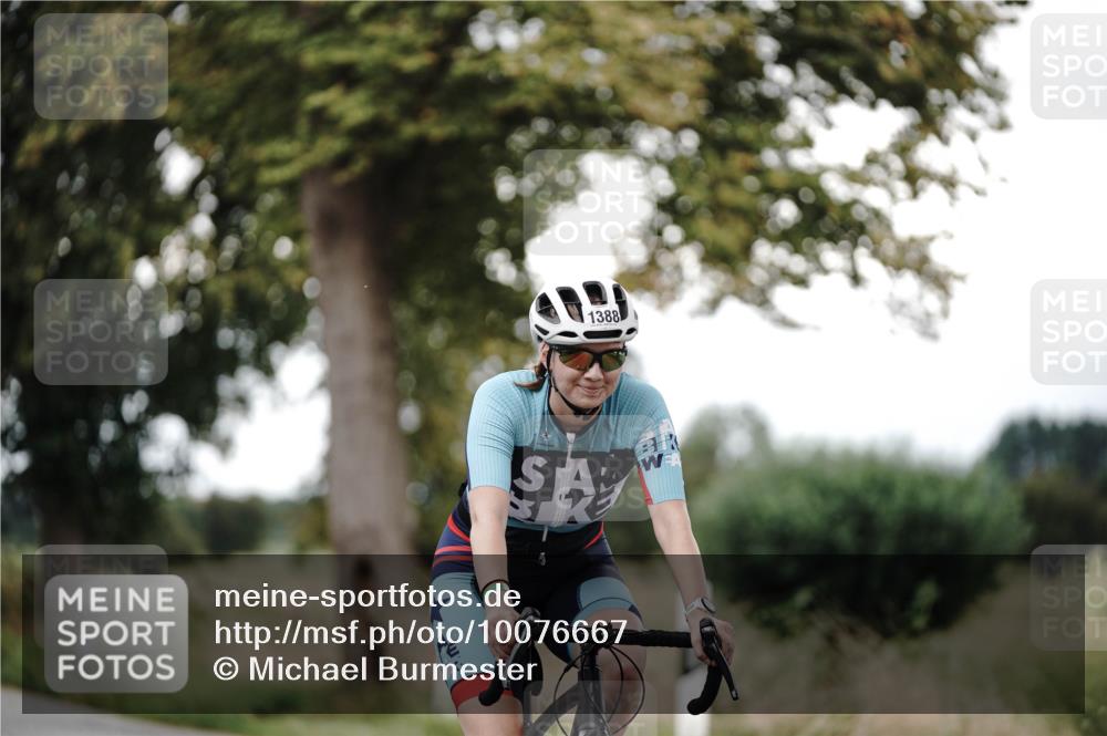 30.08.2026 - Elbe Triathlon Hamburg Michael Burmester http://msf.ph/oto/10076667 30.08.2026 11:24:10 Radfahren 1388 meine-sportfotos.de