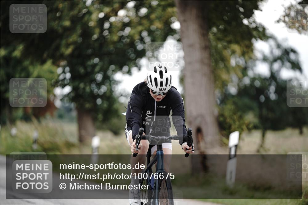 30.08.2026 - Elbe Triathlon Hamburg Michael Burmester http://msf.ph/oto/10076675 30.08.2026 11:24:35 Radfahren 1419, 1629, 1719 meine-sportfotos.de